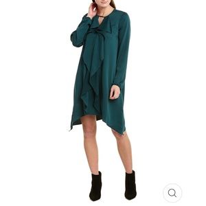 NWT BCBGMAXAZRIA RUFFLE FRONT SHIFT DRESS